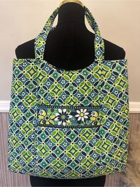 Vera Bradley Quilted Tote Bag Blue Green Geometric Floral shoulder bag 15x15